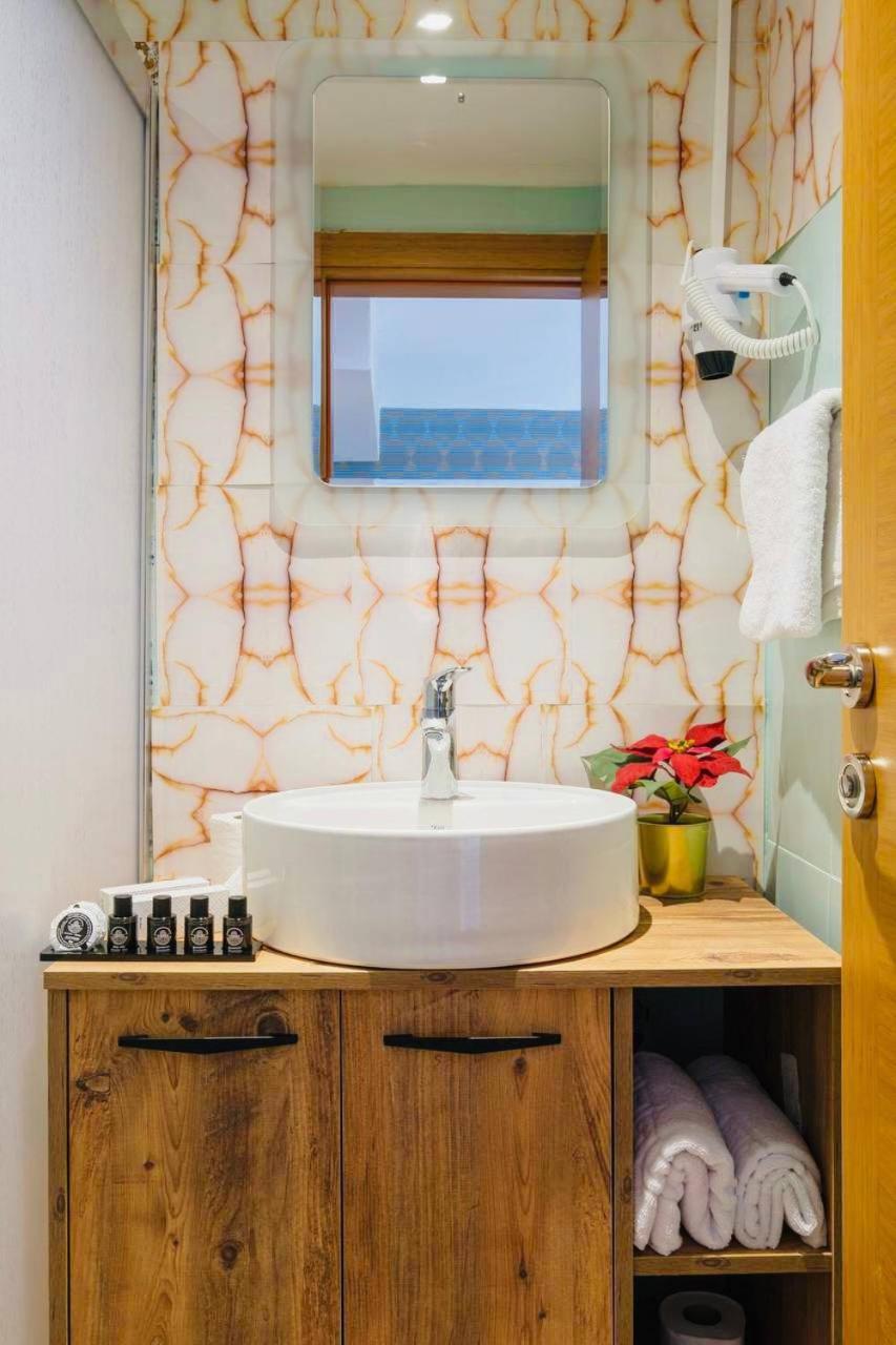 Taksim Rexxee Istanbul Istiklal Hotel Εξωτερικό φωτογραφία